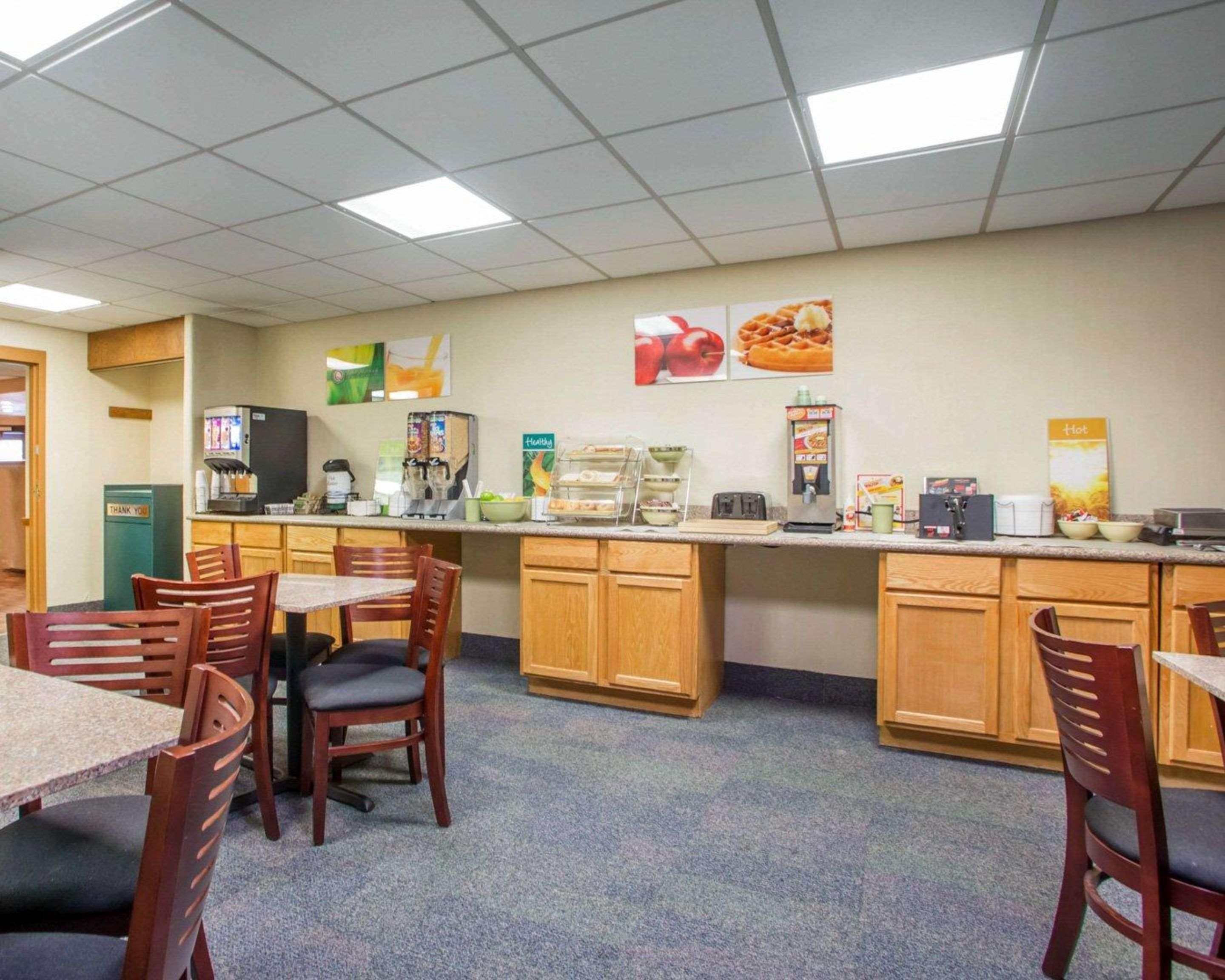 Quality Inn Stadium Area Green Bay Buitenkant foto